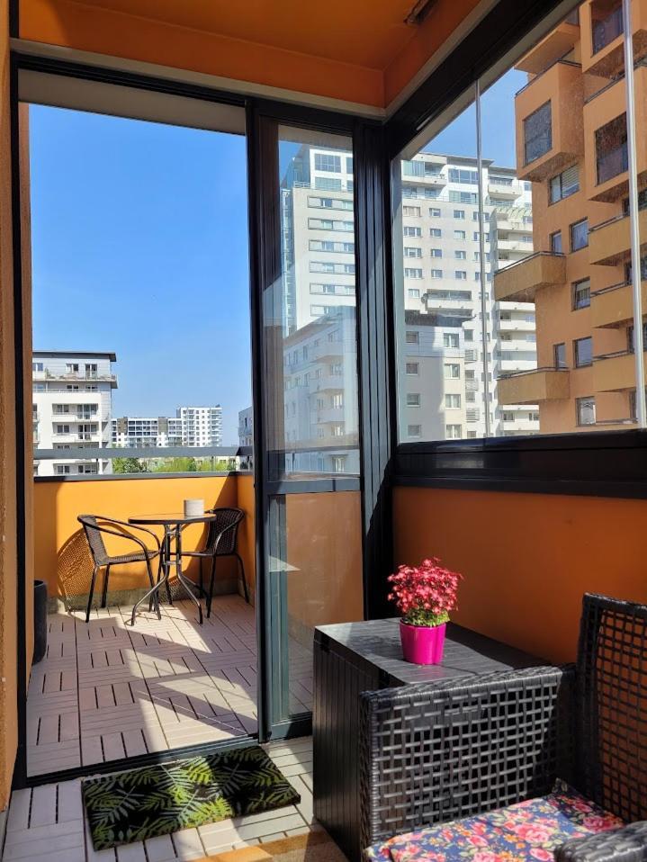 Orange Water Apartment Danzica Esterno foto